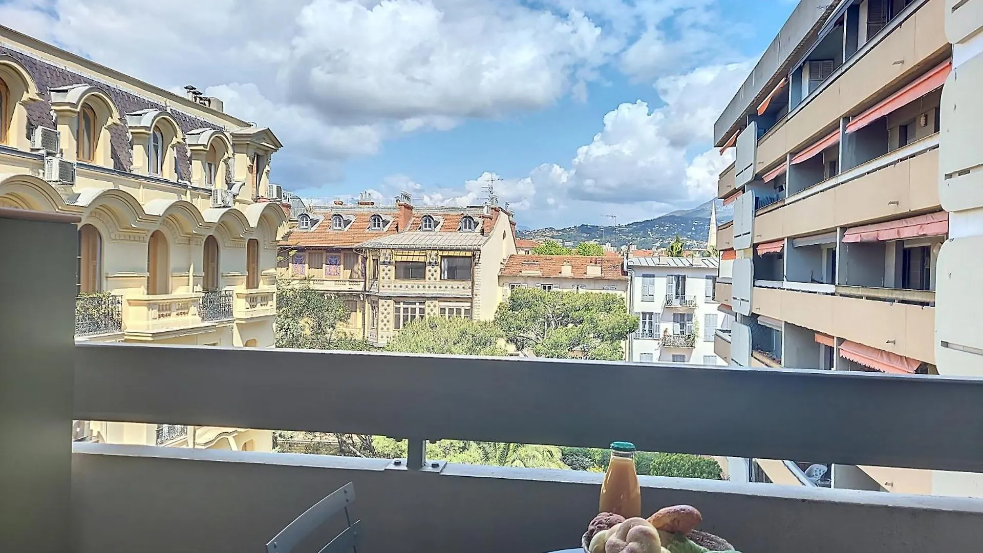 Nestor&Jeeves - Pop Art - Central - Balcony Nice 0*,